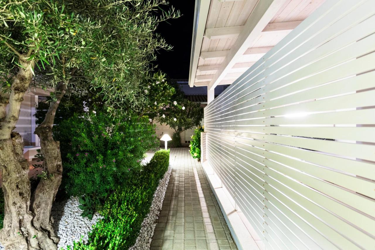 Angelsa Casa Vacanze マリーナ・ディ・モーディカ エクステリア 写真